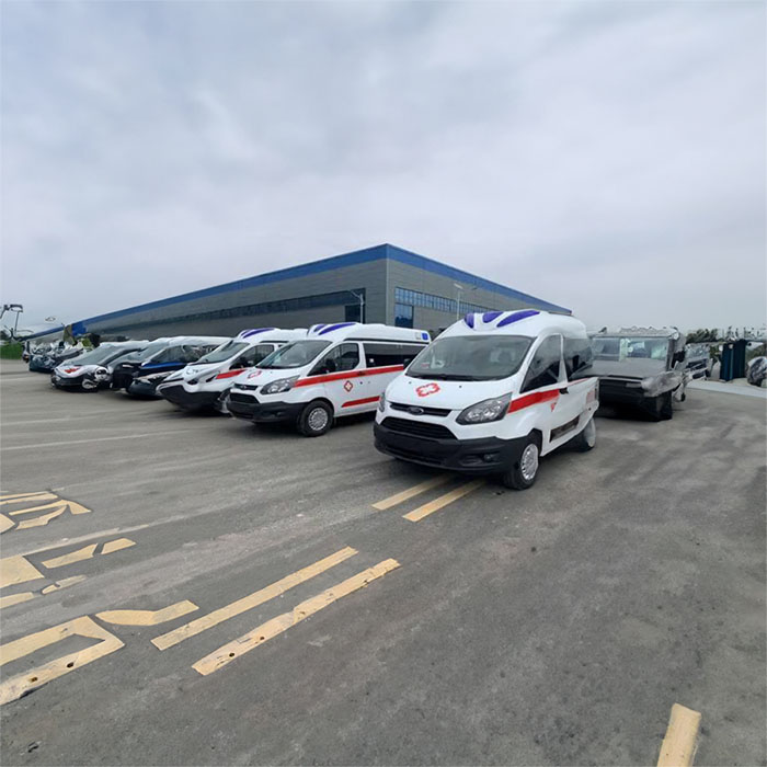 河南郑州市高新区救护车出租公司出租到郑州市市辖区救护车转运