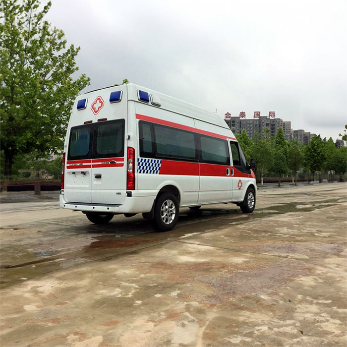 新郑租用私人救护车护送到河南省信阳市中医院 私人救护车出租多少钱