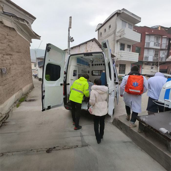 河南郑州市巩义市租救护车护送到河南安阳市中医院 急救救护车出租哪里专业
