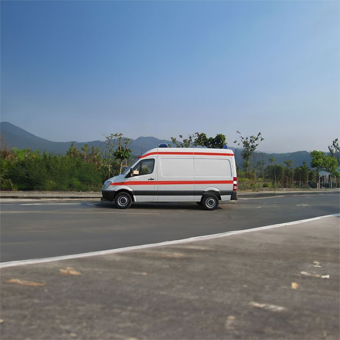 郑州中牟租赁正规救护车到河南河南省三院 120救护车出租电话多少