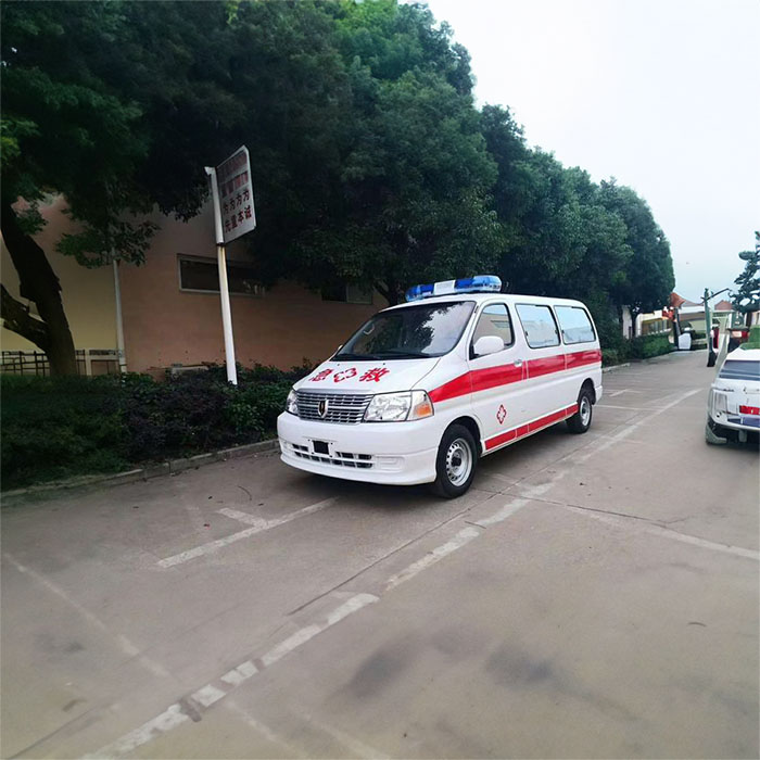 郑州荥阳市120私人救护车租赁到河南濮阳市人民医院 哪里有救护车出租
