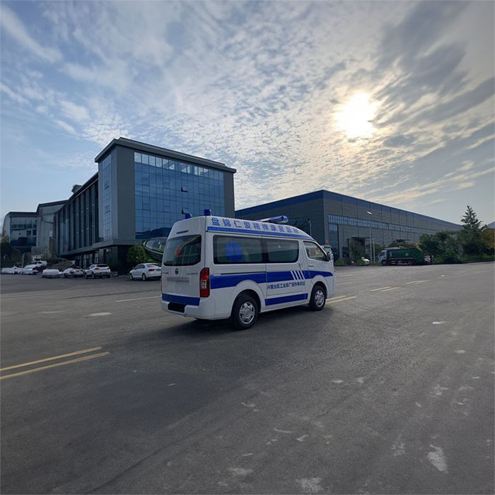 新密救护车出租到新乡医学院第二附属医院 救护车出租转院多少钱