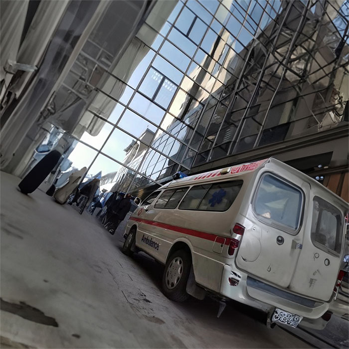 郑州市新密租赁私人救护车转运到洛阳医学高等专科学校附属医院 救护车出租公司哪里实惠