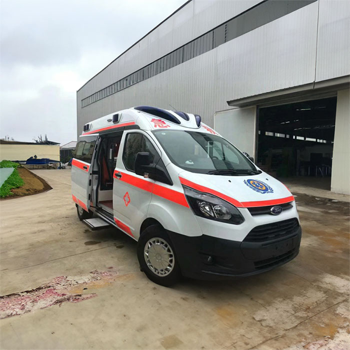 郑州市高新区租救护车护送到河南省新乡医学院第二附属医院 哪里有救护车出租 多少钱