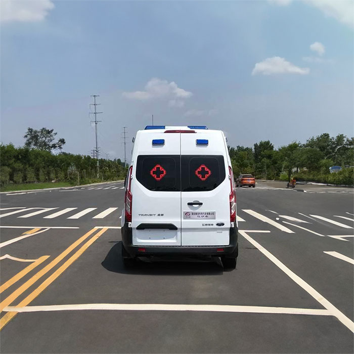 河南郑州荥阳正规救护车护送到濮阳市范县叫救护车打什么电话