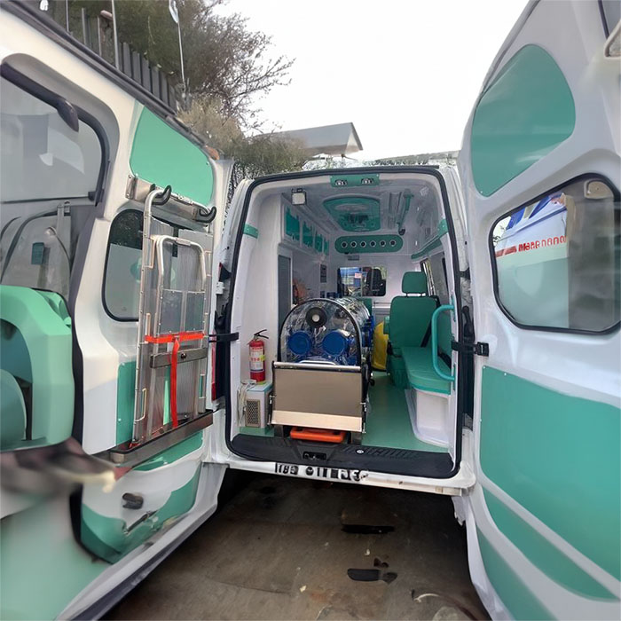 河南荥阳哪里有救护车出租到鹤壁市淇滨区转院救护车收费标准的价格