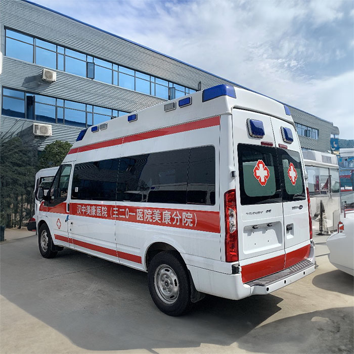 河南二七租赁私家救护车到漯河市人民医院 救护车出租多少钱