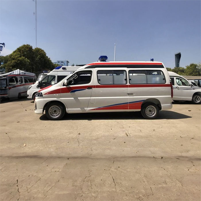 河南金水120私人救护车租赁到河南许昌市中心医院 救护车出租一般多少钱一辆