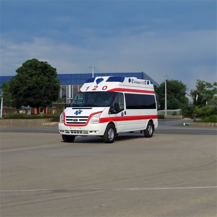河南航空港私人救护车租赁到平顶山市救护车的电话是多少