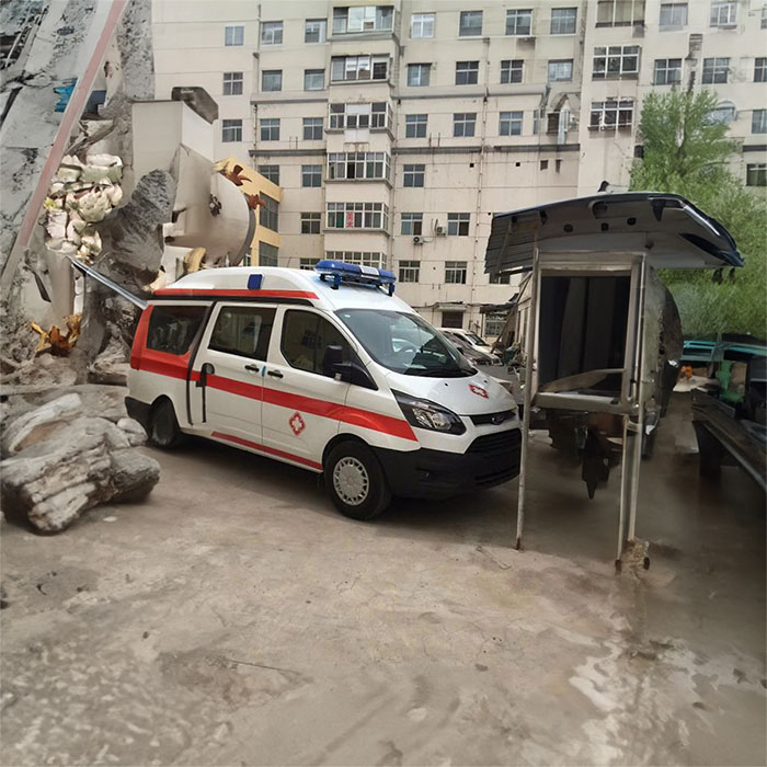 河南郑州高新区120救护车出租到南阳市淅川县救护车租赁