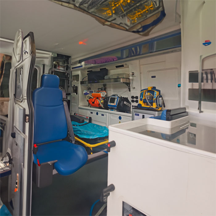 河南郑州市惠济长途救护车转运到安阳市内黄县救护车长途运送病人转院-救护车出租