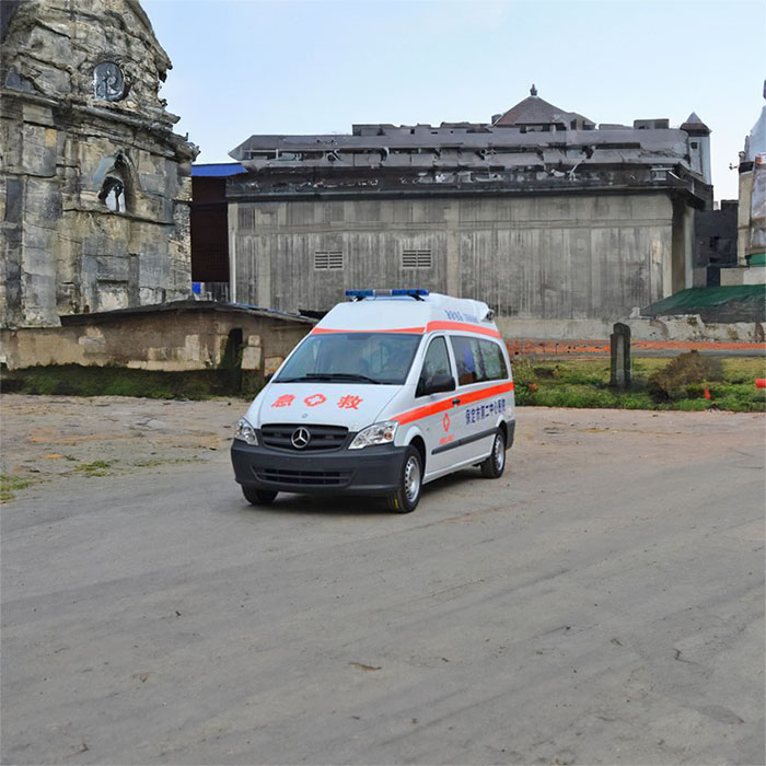 郑州市管城私人救护车出租到河南河南省中医院 救护车出租一次多少钱