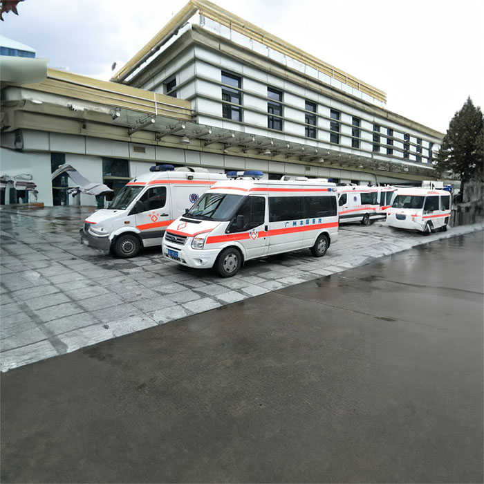 郑州市巩义市租赁私家救护车转院到郑州大学第二附属医院 救护车出租需要多少钱