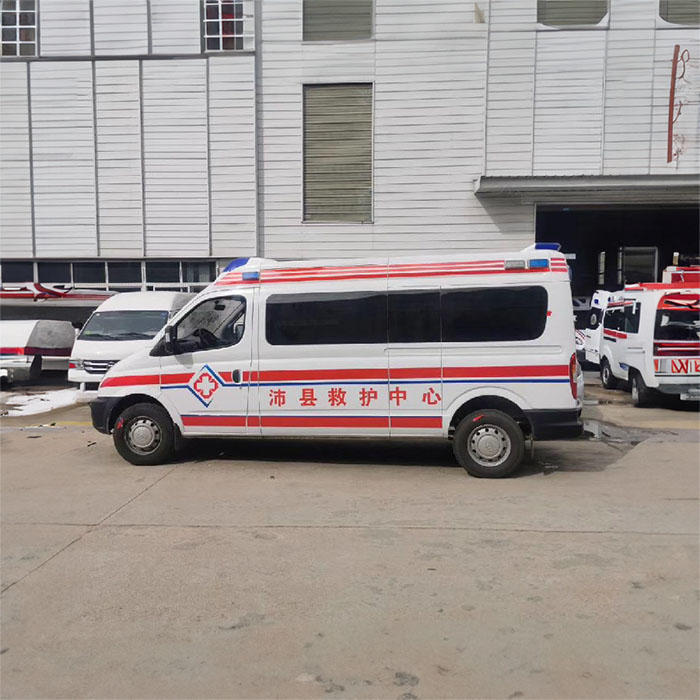 郑州金水租赁私家救护车到许昌市中心医院 救护车出租电话多少
