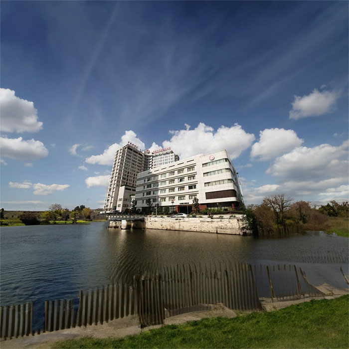 河南郑州市中原救护车出租中心出租到信阳市市辖区120救护车出租