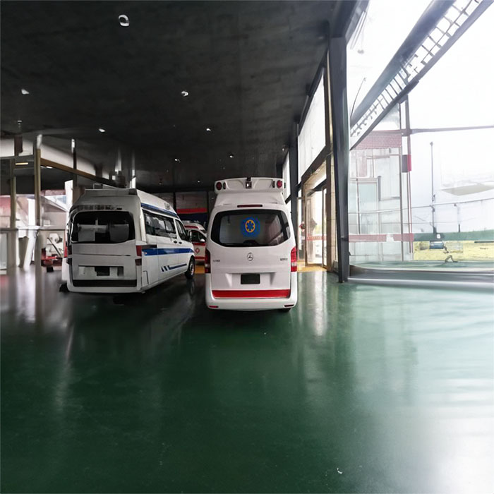 河南郑州巩义市租私人救护车到河南中原油田总医院 医疗救护车出租多少钱