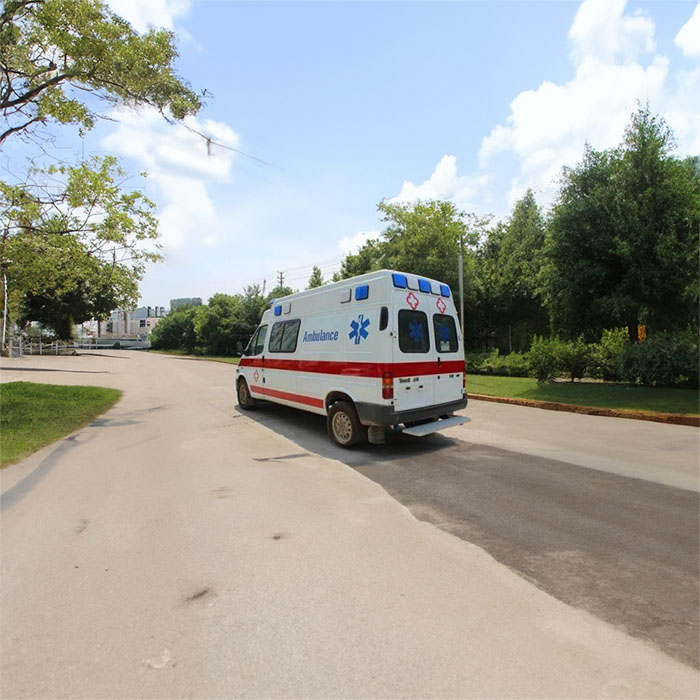 河南荥阳预约私人救护车租赁到郑州大学第二附属医院 有哪些正规的救护车出租公司