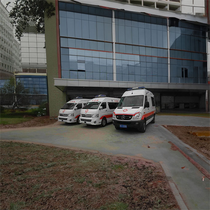 河南郑州登封救护车出租到鹤壁市鹤山区救护车电话号码