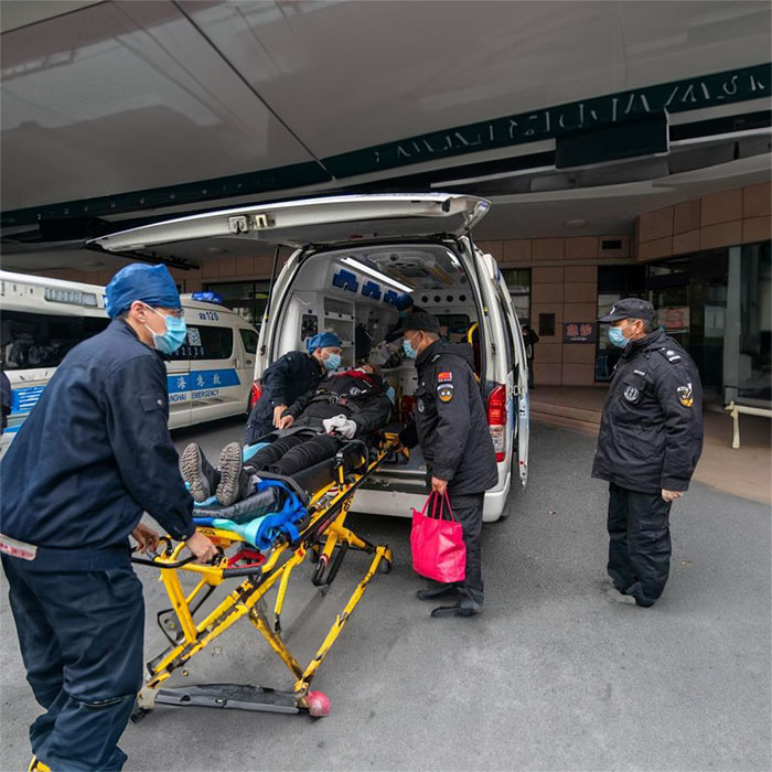 河南郑州市郑东新区租用私人救护车到河南焦作市人民医院 救护车出租公司电话是多少