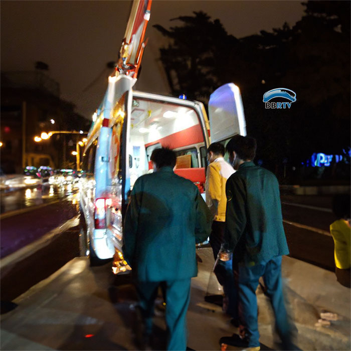 河南航空港租用私人救护车护送到河南平顶山市人民医院 救护车出租 电话是多少