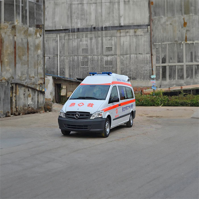 河南惠济区租用私人救护车护送到河南省郑大五附院 跨省救护车出租电话哪里有