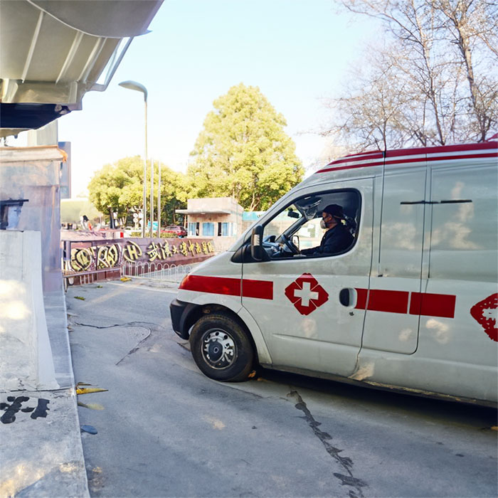 惠济区预约私人救护车转运到河南省空军郑州医院 救护车出租转院多少钱