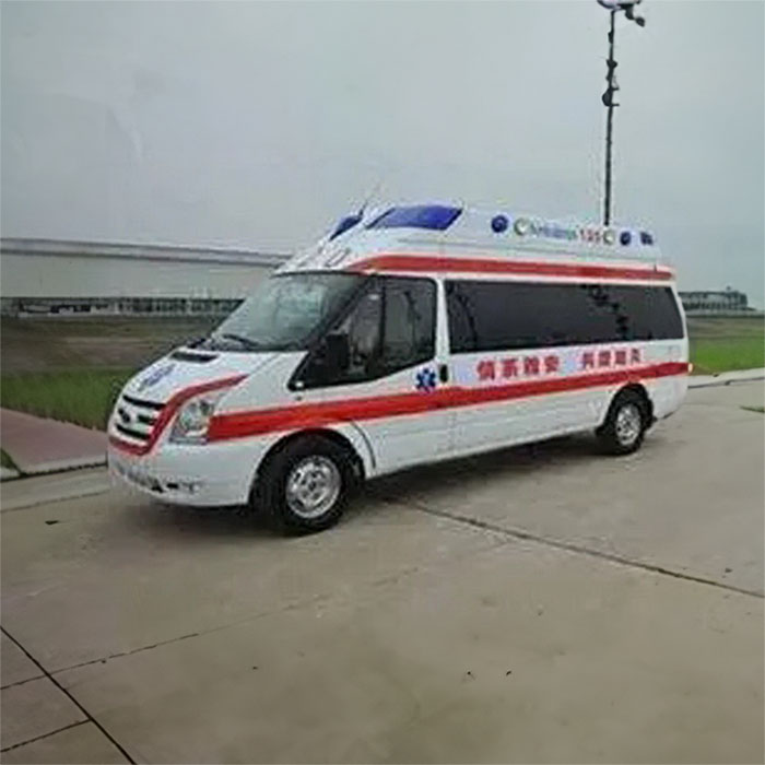 荥阳市租救护车护送到河南新乡医学院一附院 救护车出租每公里多少钱