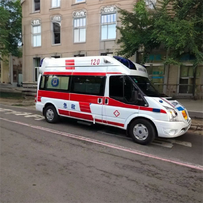 河南郑州惠济私人救护车出租到河南省新乡医学院附属医院 救护车出租 电话是多少钱