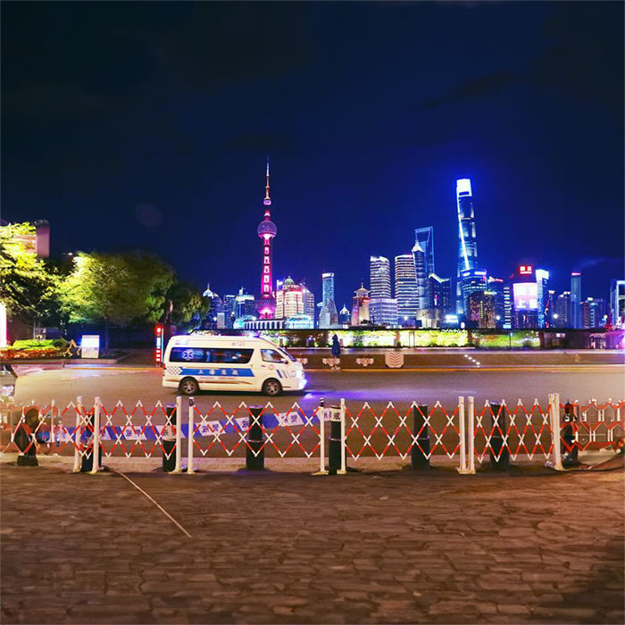 河南郑州市经开区救护车出租到河南省安阳市中心医院 正规救护车出租哪个公司好