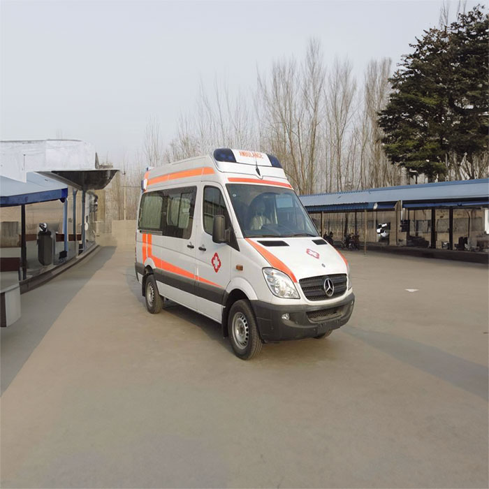 郑州新密私人救护车租赁到信阳市中医院 救护车出租多少钱