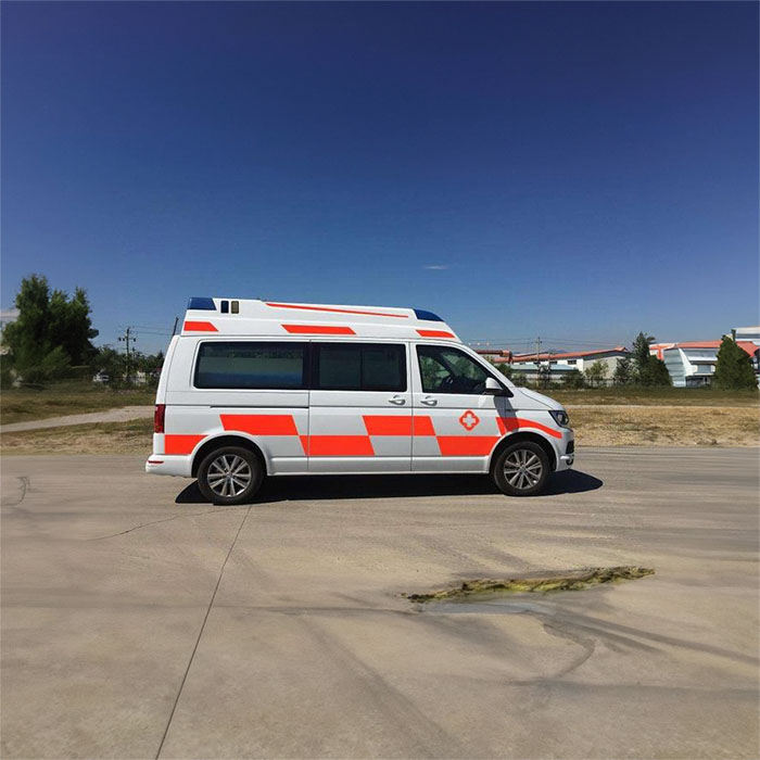 郑州管城区120私人救护车租赁到周口市中心医院 救护车出租需要多少钱