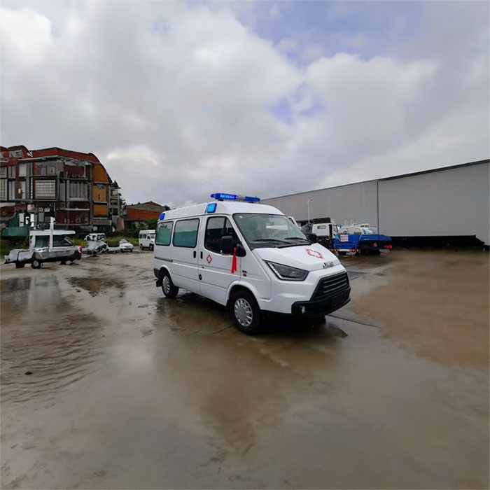 河南郑州金水租赁私家救护车到河南省解放一六O医院 120救护车出租费多少钱