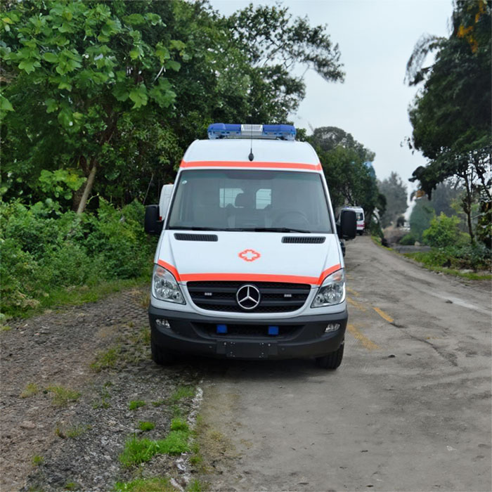 河南郑州惠济120救护车转运到新乡市封丘县救护车一般多少钱一台