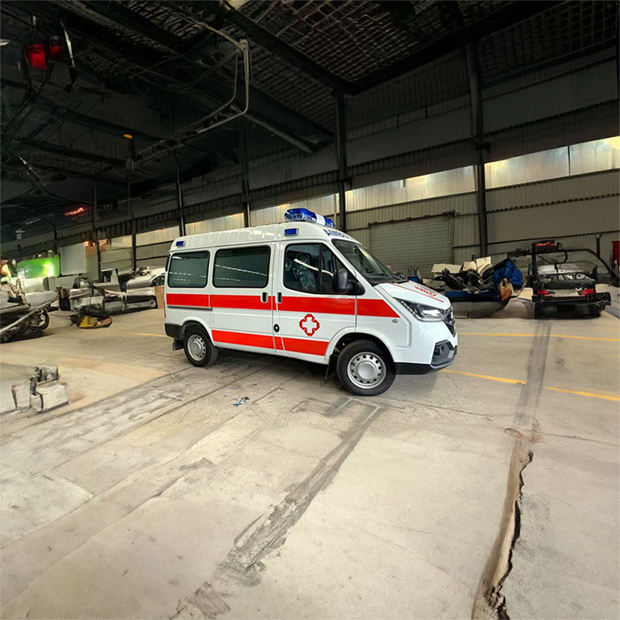 河南郑州市金水哪里有救护车租赁转院到开封市市辖区跨市救护车转运的费用是多少