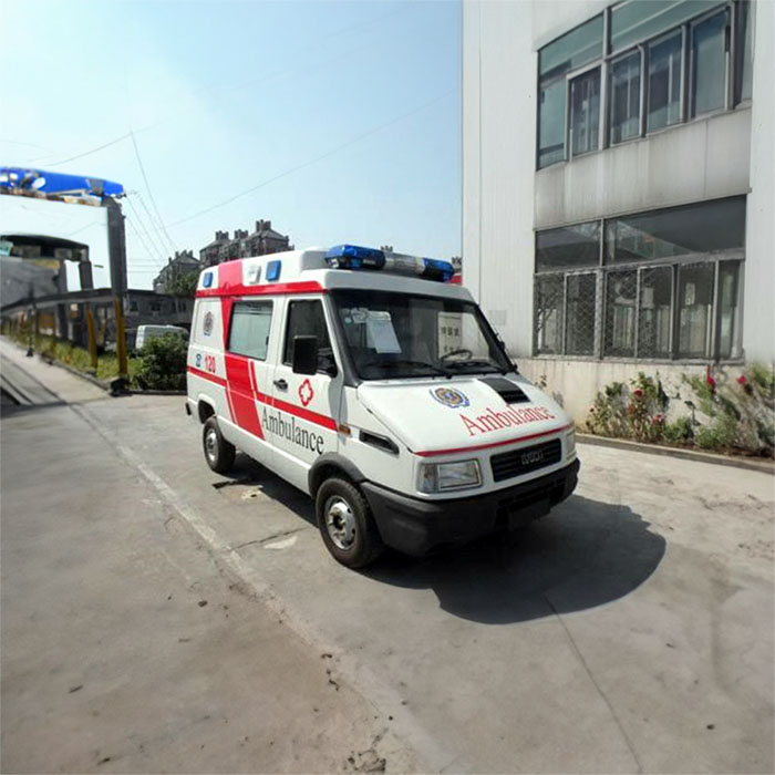 郑州中原区预约私人救护车转运到河南省新乡医学院附属医院 救护车出租收费多少钱