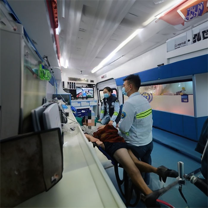 郑州新密跨省救护车出租租赁到驻马店市确山县救护车的急救电话