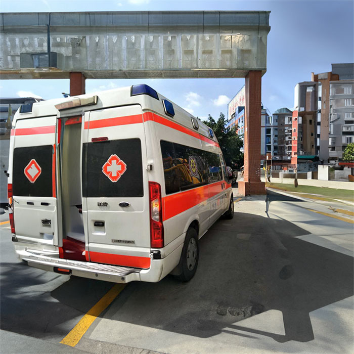 郑州市巩义市预约私人救护车租赁到河南河南弘大心血管病医院 救护车出租收费多少