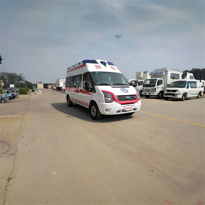 河南郑州市新密市租私家救护车转院到漯河市人民医院 救护车出租中心多少钱