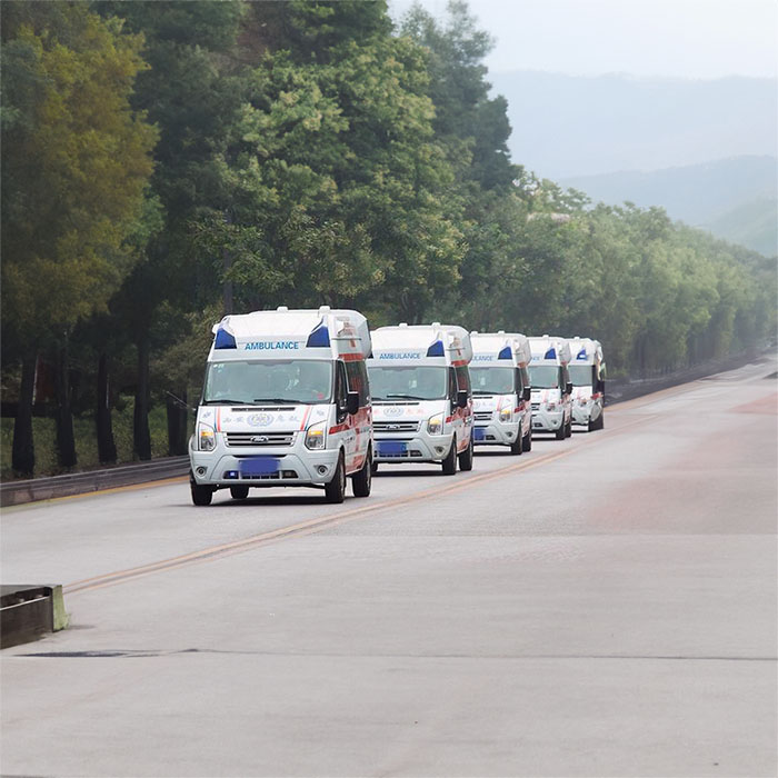 郑州登封市租赁正规救护车到河南河南省军区医院 叫一次救护车多少钱出租