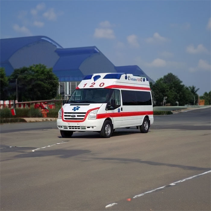 郑州中原哪里有救护车租赁租赁到信阳市浉河区救护车长途出租服务