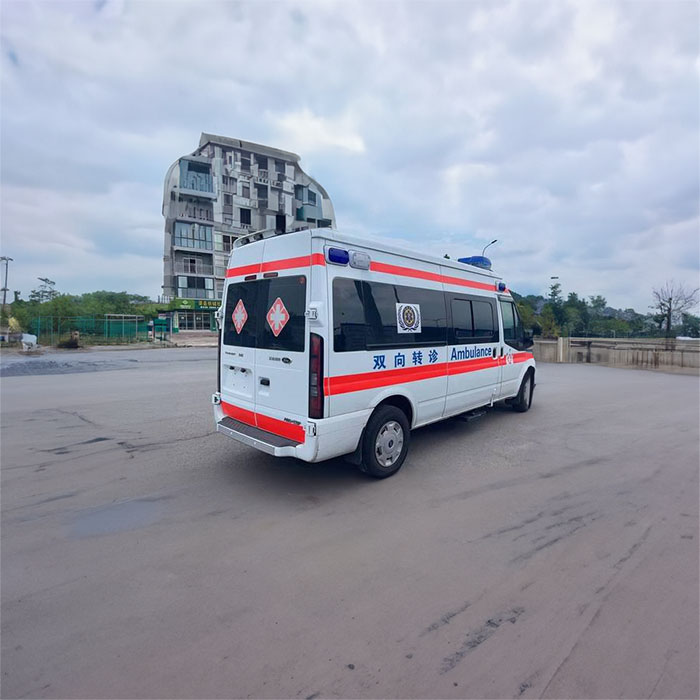 河南郑州市金水区哪里有救护车租赁转院到濮阳市清丰县救护车电话号码是多少