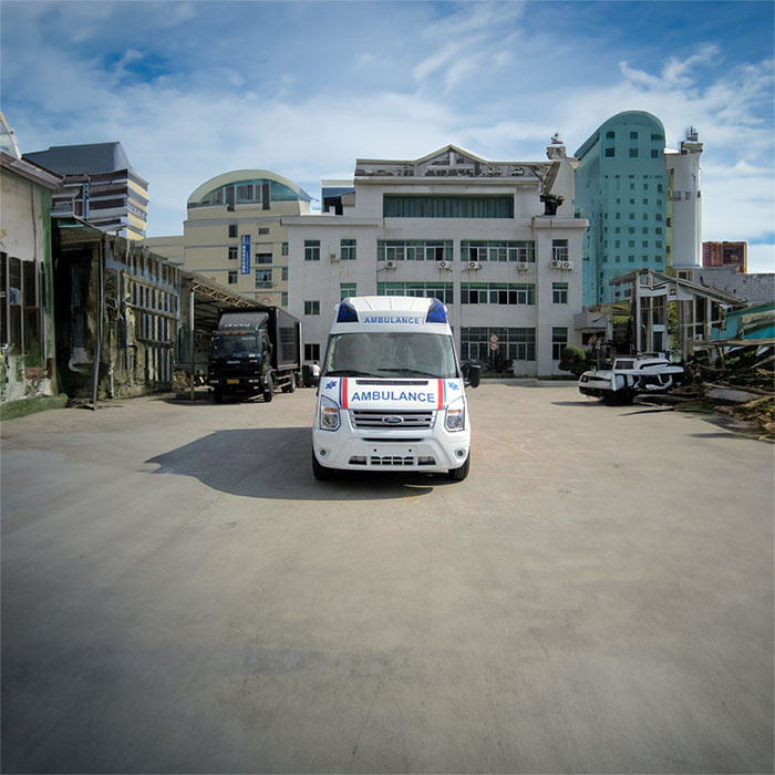郑州高新区租赁正规救护车到南阳市中心医院 救护车出租公司电话是多少