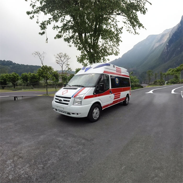 河南郑州登封预约私人救护车租赁到河南省安阳地区人民医院 哪里有120救护车出租公司