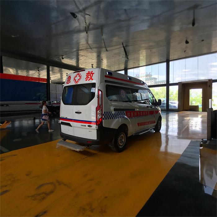 郑州市巩义救护车出租租赁到信阳市商城县私人救护转运车-救护车出租