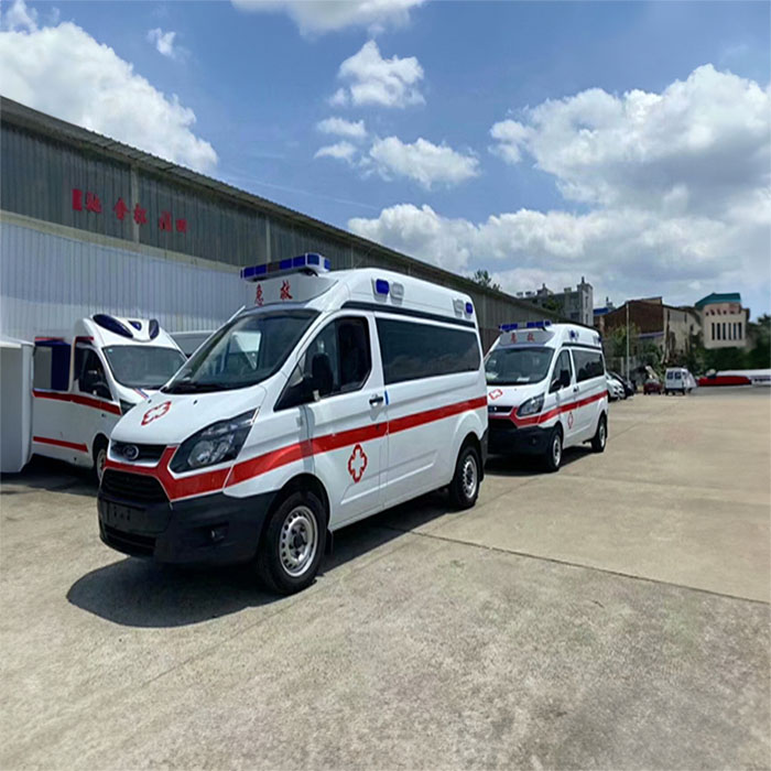 河南中牟县租私家救护车转院到河南省新乡医学院一附院 救护车出租一般多少钱一辆