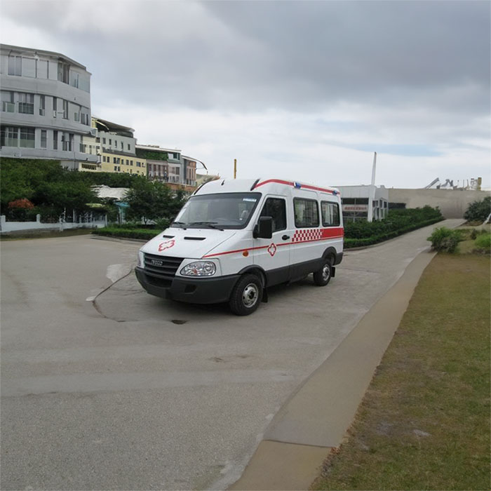 郑州市登封租用私人救护车护送到河南省河南大学淮河医院 救护车如何收费出租