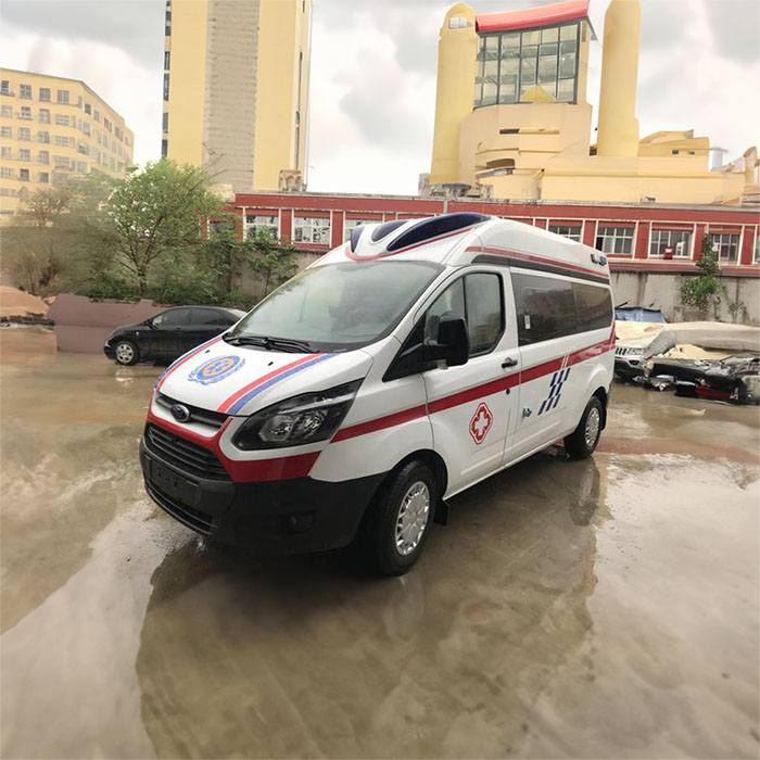 郑州金水正规救护车出租租赁到漯河市跨省救护车护送多少钱