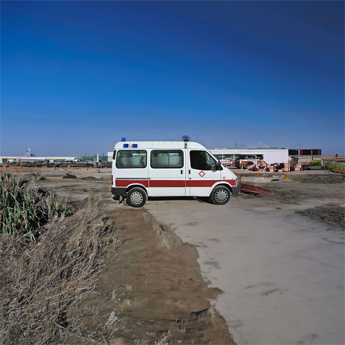 河南中牟县租救护车护送到漯河市召陵区租赁私人救护车联系电话