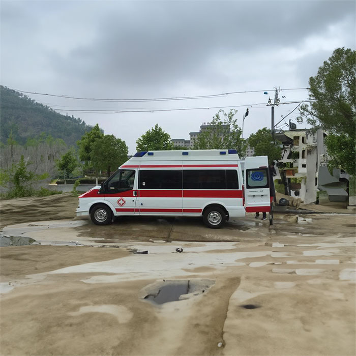 新郑市租用私人救护车到河南省三院 救护车在哪里出租