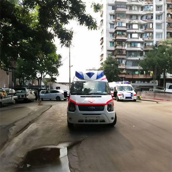 金水救护车出租护送到许昌市鄢陵县租救护车公司